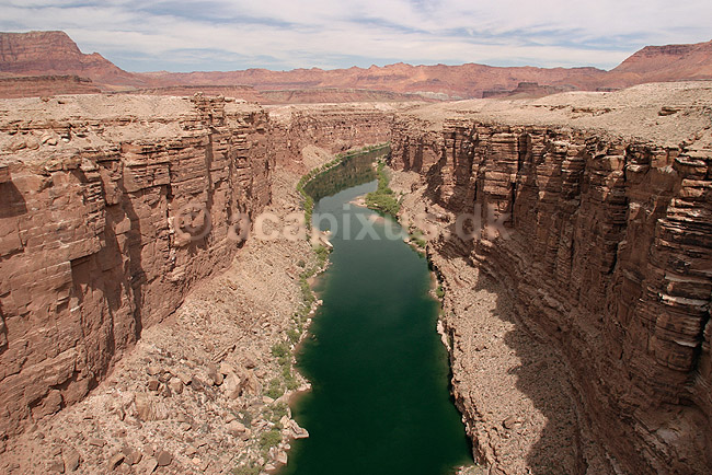 Marble Canyon. Colorado floden l�ber gennem Marble Canyon set fra Navajo Bridge; ; Marble Canyon / Grand Canyon National Park / Arizona; USA; Nord Amerika; ; Floder, vandl�b, vand, slugter, erosion