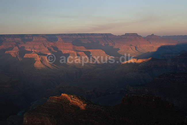 Grand Canyon National Park. Granite Gorge i Grand Canyon National Park ved solnedgang set fra Grand Canyon Vilage; ; Grand Canyon National Park / Arizona; USA; Nord Amerika; ; Floder, vandl�b, vand, slugter, erosion, nationalparker