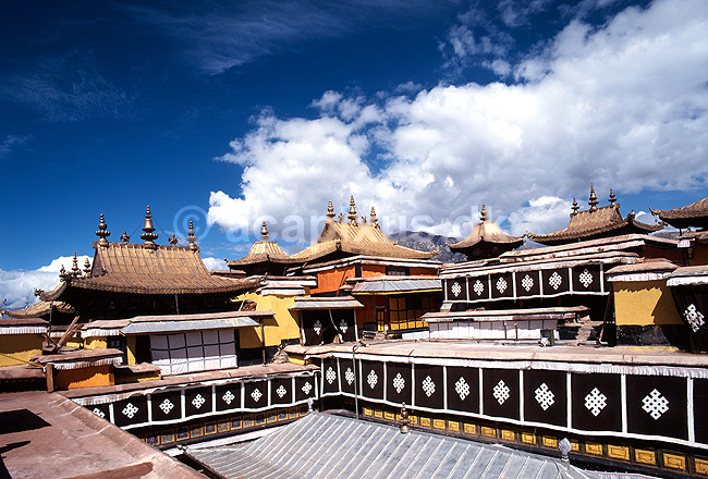 Potala Palace. Potala paladset - De gyldne tage; ; Lhasa; Tibet / Kina; Asien; ; Himalaya