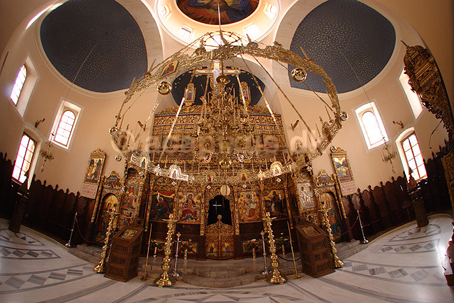 Agia Triada. Alteret i Agia Triada; ; Kreta; Gr�kenland; Europa; ; turisme, feriem�l, kirker, kristendom, The monastery of Agia Triada, Akrotiri