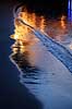 Reflektioner. Lys reflekteres i v�dt sand i br�ndingen p� sandstrand  Sorrento Italien Europa  farve, farver, stemninger, stemning, br�nding, b�lger, romantik, vand