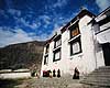 Dreprung klosteret. Dreprung klosteret Tibetansk munke-kloster ( Scan af KOL4332 )  Lhasa Tibet ( Kina ) Asien  Kloster, budhisme, religion, klostre