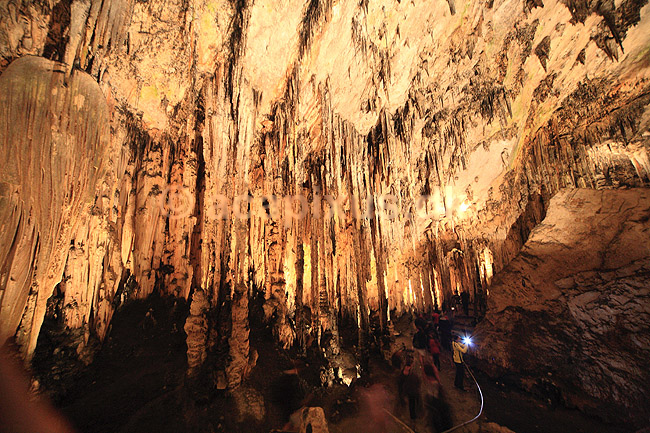 Klippehule. Klippehulen Art� Caves med stalagmitter og stalaktitter; ; Art� Caves / Mallorca; Spanien; ; ; huler, spelunk