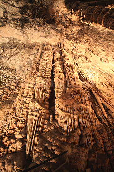 Klippehule. Klippehulen Art� Caves med stalagmitter og stalaktitter; ; Art� Caves / Mallorca; Spanien; ; ; huler, 