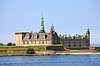 Kronborg. Kronborg set fra s�siden  �resund / Helsing�r Danmark   Borge, kongeborge, spir, f�stning, skatteindrivelse