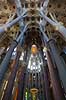 La Sagrada Familia. Alter og hovedskibet i Gaudis uf�rdige kirke, Sagrada Familia, i Barcelona  Barcelona Spanien   Temple Expiatori de la Sagrada Familia, Basilica and Expiatory Church of the Holy Family, Antoni Gaudi, UNESCO world heritage