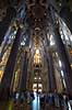 La Sagrada Familia. Turister i hovedskibet i Gaudis uf�rdige kirke, Sagrada Familia, i Barcelona  Barcelona Spanien   Temple Expiatori de la Sagrada Familia, Basilica and Expiatory Church of the Holy Family, Antoni Gaudi, UNESCO world heritage