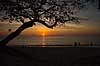 Solnedgang i Thailand. Solnedgang ved stranden i Khao Lak i Thailand   Thailand   sev�rdigheder, rejser, turisme, badeferie