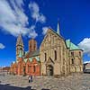 Ribedomkirke. Ribe Domkirke (Vor Frue Kirke Maria) p� Torvet i Ribe  Ribe Danmark  Sev�rdigheder Kirker, Domkirker, kristendom, 