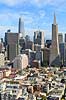 San Francisco. Financial district i San Francisco set fra toppen af Coit Tower  San Francisco / Californien USA   Skyskrabere, metropol, storby
