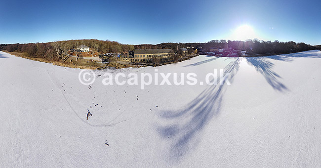 Raadvad. Vinterlandskab med Raadvad Kro og Raadvad Smedie ved J�gersborg Dyrehave - 380 graders panorama; ; J�gersborg Dyrehave / Sj�lland; ; ; ; sev�rdigheder Dyrehaven, vinter, frost, kulde