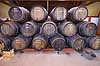 Portvin. Portvin lagres til Tawny Port p� egetr�sfade i vink�lderen hos producenten Croft  Porto Portugal   Vin, vine, drikkevarer, vinproduktion, lagring