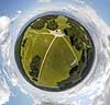Eremitage Slottet. Eremitage Slottet i J�gersborg Dyrehave - Little Earth panorama  J�gersborg Dyrehave / Sj�lland    slotte jagtslotte sev�rdigheder Eremitageslottet Dyrehaven, dronefoto