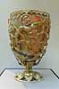 The Lycurgus Cup. The Lycurgus Cup er en Romersk vase fra 4e �rhundrede fremstillat af dichroic glas, som har forskellig farve afh�ngig af lyset  The British Museum / London England  sev�rdigheder Farver, materialer, Romerriget