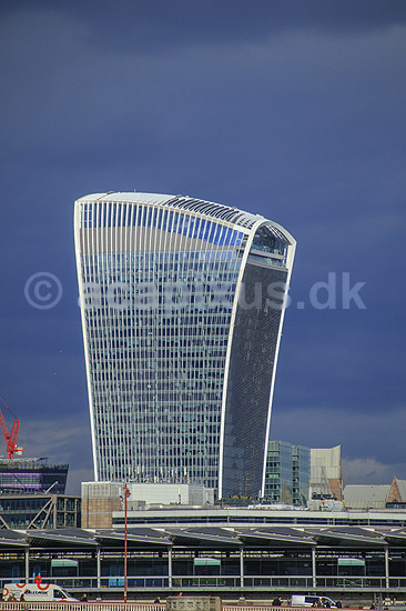 London skyline. Fenchurch Building (The Walkie-Talkie); ; London; England; ; ; Skyskrabere, storbyer, hovedsad, hovedst�der