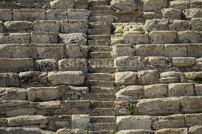 Segesta Teateret. Gr�sk amphiteater p� toppen af Monte Barbaro ved Segesta i Trapani provinsen; ; Segesta / Sicilien; Italien; ; sev�rdigheder; Teatre, amfiteater