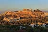 Akropolis. Udsigt over Akropolis med Parthenon templet (Pallas Athenes tempel) og Erechtheion templet (Temple of Athena Polias) set fra Philopappos Hill  Akropolis / Athen Gr�kenland  Sev�rdigheder Hovedstad, hovedst�der, storbyer, Hellas, Acropolis, templer