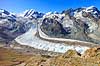 Gornergletscher. Gorner gletsjeren med Lyskamm = Silberbast i baggrunden, som er en del af Monte Rosa massivet  Zermatt Schweiz   Alperne, bjerglandskab, Alpelandskab, bjergvandring, gletsjer