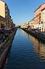 Naviglio Grande i Milano. Restauranter og barer p� begge sider af Naviglio Grande - Milanos svar p� Nyhavn  Naviglio Grande / Milano Italien  Sev�rdigheder Natteliv