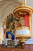Pr�dikestlen og alteret i Vor Frelsers Kirke i K�benhavn. Vor Frelsers Kirkes pr�dikestol og alter p� Christianshavn i K�benhavn  Christianshavn / K�benhavn Danmark  Sev�rdigheder Church of Our Saviour, Kirke, kirker, kristendom, religion