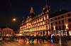 Magasin du Nord. Juleudsmykning p� Magasin du Nord p� Kongens Nytorv i K�benhavn  Kongens Nytorv / K�benhavn Danmark  Sev�rdigheder Julemarkeder, jul, julehandel, handel, juleudsmykning, julestemning