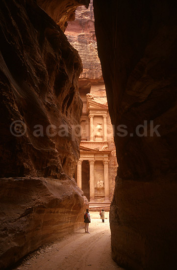 Al Khazneh (The Treasury) for enden af as Siq slugten; ; Petra; Jordan; Asien; ; 