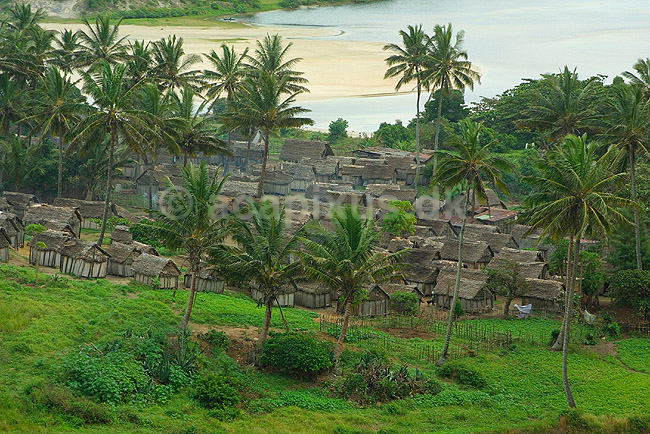 Landsbyen Evata �st for Toalagnaro (Fort Dauphin); ; Toalagnaro (Fort Dauphin); Madagaskar; Afrika; ; 