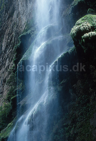 Vandfald i Ca�on del Sumidero kaldet �rbol de Navidad (Juletr�et); ; Ca�on del Sumidero / Chiapas; Mexico; Nord Amerika; ; landskaber