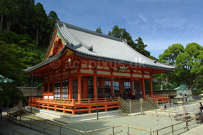 Katsuo-ji. Katsuo-ji templet i Minoh; ; Katsuo-ji / Osaka; Japan; Asien; ; templer shintoisme
