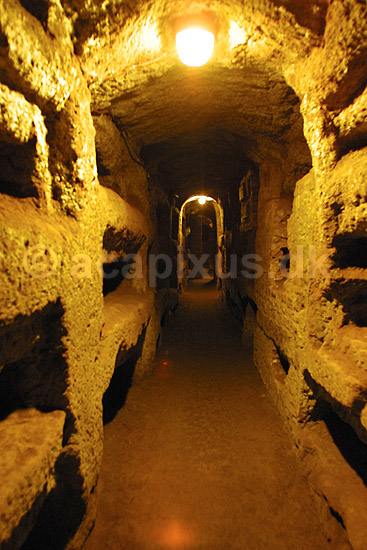 Catacombe di San Callisto. Roms st�rste og kendteste katakomber, Catacombe di San Callisto; ; Rom; Italien; Europa; ; turistsev�rdigheder, katakombre, begravelser, gravpladser