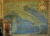 Vatikanmuseet. Kort over Italien i Galleria delle Carte, Kortrummet, i Vatikanmuseet i Rom  Rom Italien Europa  turistsev�rdigheder, paven, paved�mmet, Vatikanet, Vatikan Staten, sightseeing
