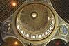 Peterskirken. Michelangelos 119 meter h�je kuppel i Basillica di San Pietro eller Peterskirken i Rom  Rom Italien Europa  turistsev�rdigheder, kirker, paven, paved�mmet, Vatikanet, Vatikan Staten, sightseeing