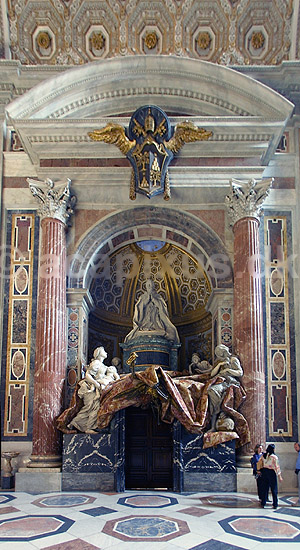 Peterskirken. Alexander VII's grav i Basillica di San Pietro eller Peterskirken i Rom; ; Rom; Italien; Europa; ; turistsev�rdigheder, kirker, paven, paved�mmet, Vatikanet, Vatikan Staten, sightseeing
